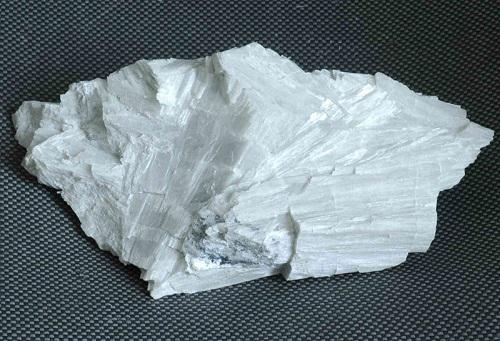 硅灰石粉，硅灰石，针状硅灰石粉